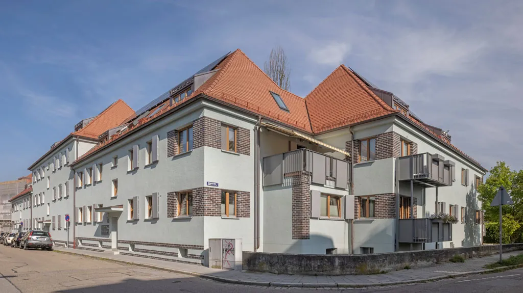 Ulmenstraße 1,3,5,7